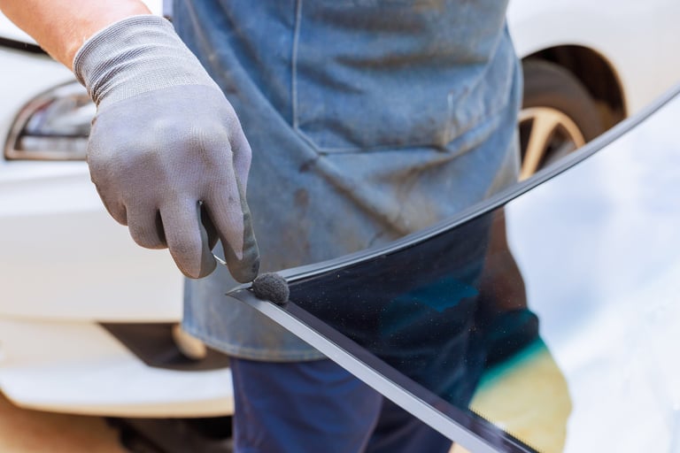 Professional windscreen replacement service